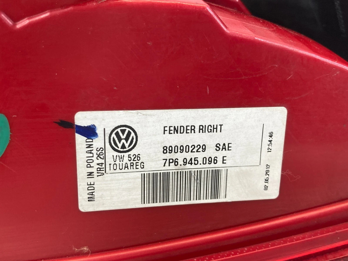 2011-2014 VOLKSWAGEN TOUAREG RIGHT OUTER TAIL LIGHT TAILLIGHT 7P6-945-096E OEM