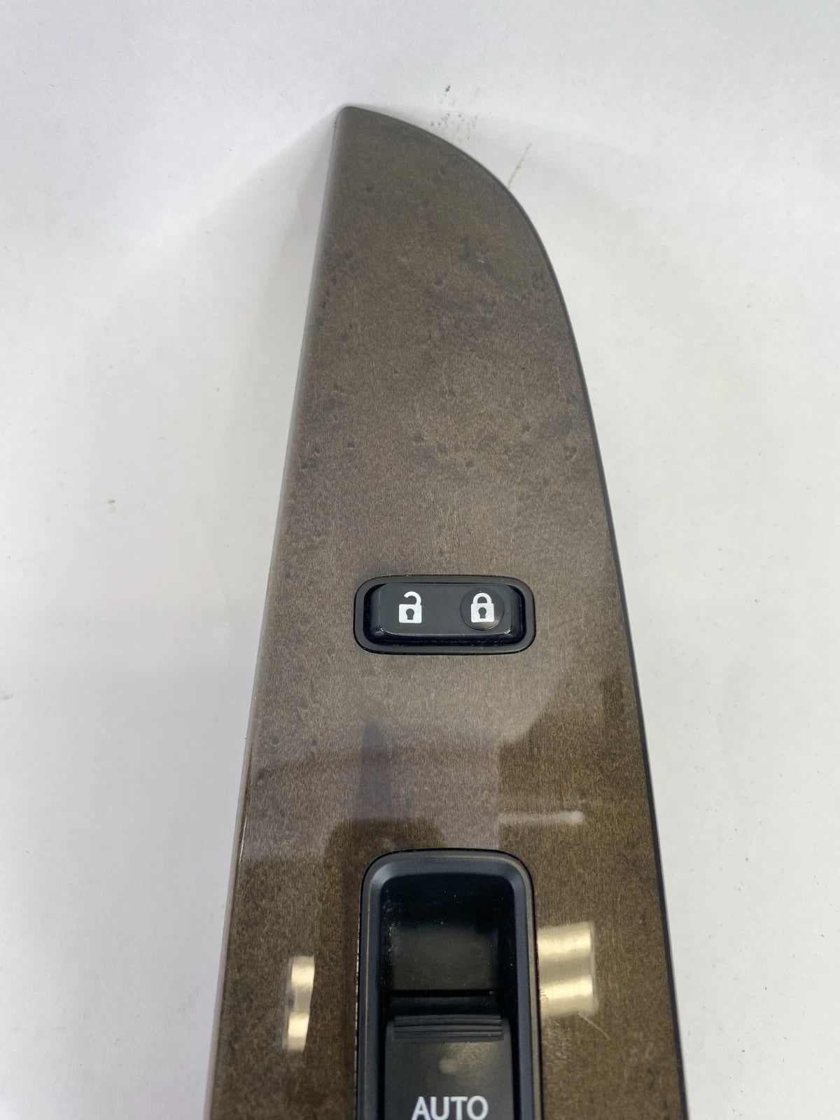 2006-2013 LEXUS IS250 FRONT RIGHT DOOR POWER WINDOW CONTROL SWITCH W / BEZEL OEM