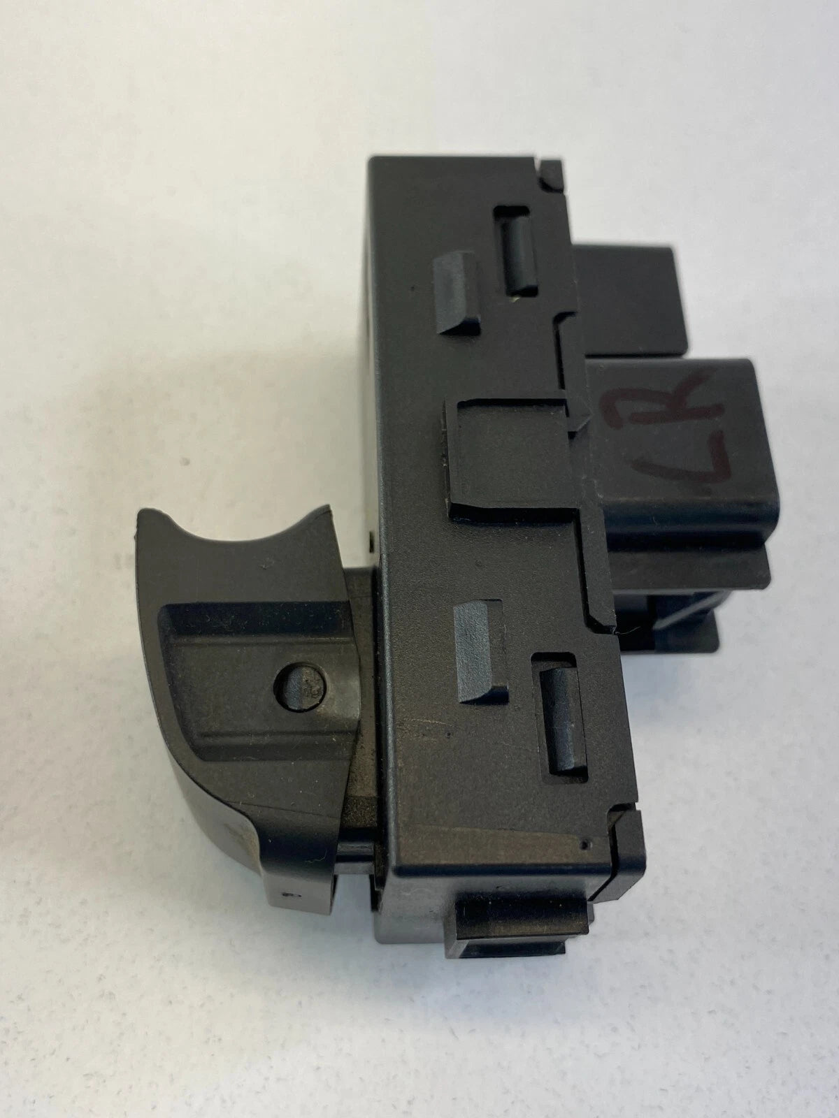 2009-2011 CHEVROLET HHR REAR LEFT SIDE DOOR POWER WINDOW CONTROL SWITCH 25877777