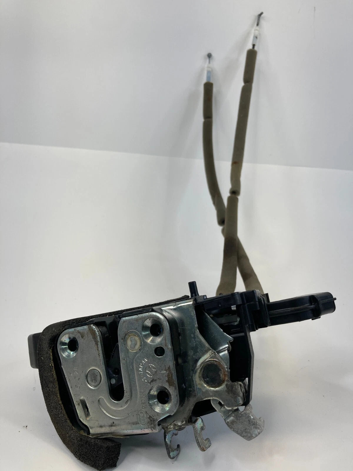 2007 2008 INFINITI G35 SEDAN REAR LEFT SIDE DOOR LOCK LATCH RELEASE ACTUATOR