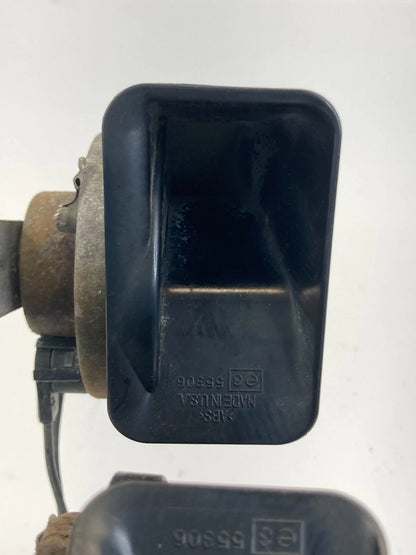 2002-2009 GMC ENVOY HIGH LOW NOTE HORN ALARM ASSEMBLY DUAL TONE FIAMM PAIR OEM