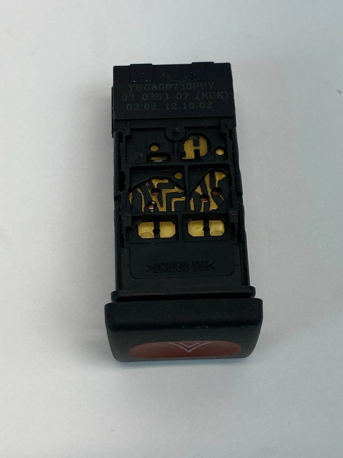 03 04 LAND ROVER DISCOVERY HAZARD WARNING LIGHT CONTROL SWITCH BUTTON YUG000730P