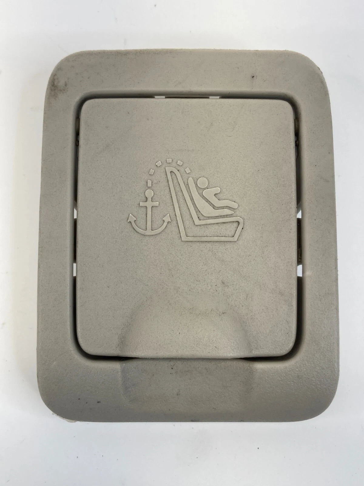 2006-2011 MERCURY MILAN 2006-2016 FUSION REAR SEAT CHILD ANCHOR CAP COVER