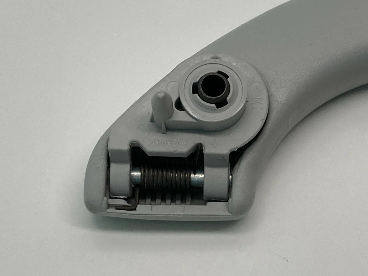 2001-2003 VOLKSWAGEN PASSAT REAR RIGHT SIDE ROOF GRAB GRIP HANDLE 3B0-857-608-B