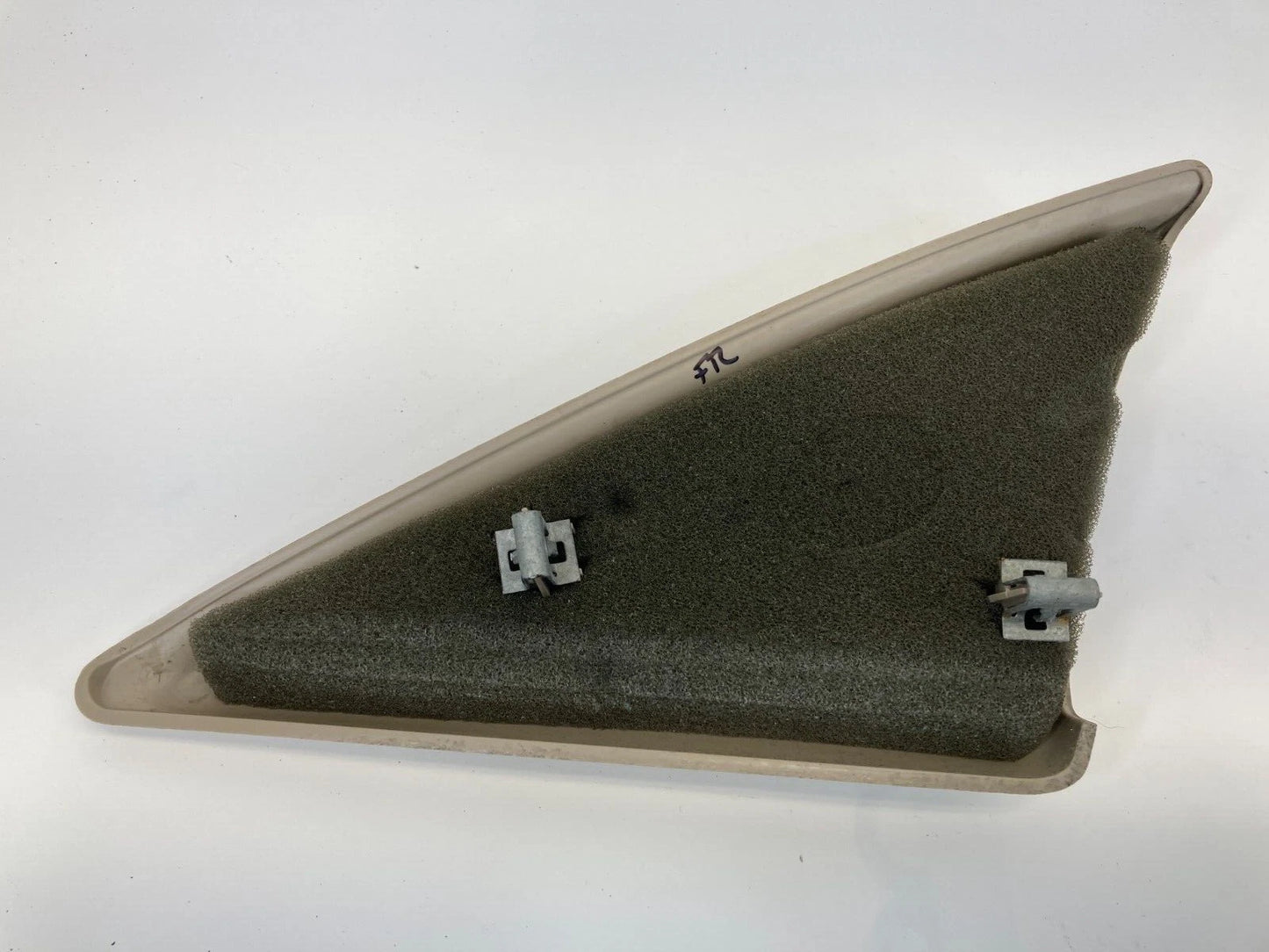 01-05 CHRYSLER PT CRUISER FRONT RIGHT SIDE INNER DOOR CORNER COVER 0RH30TRMAA