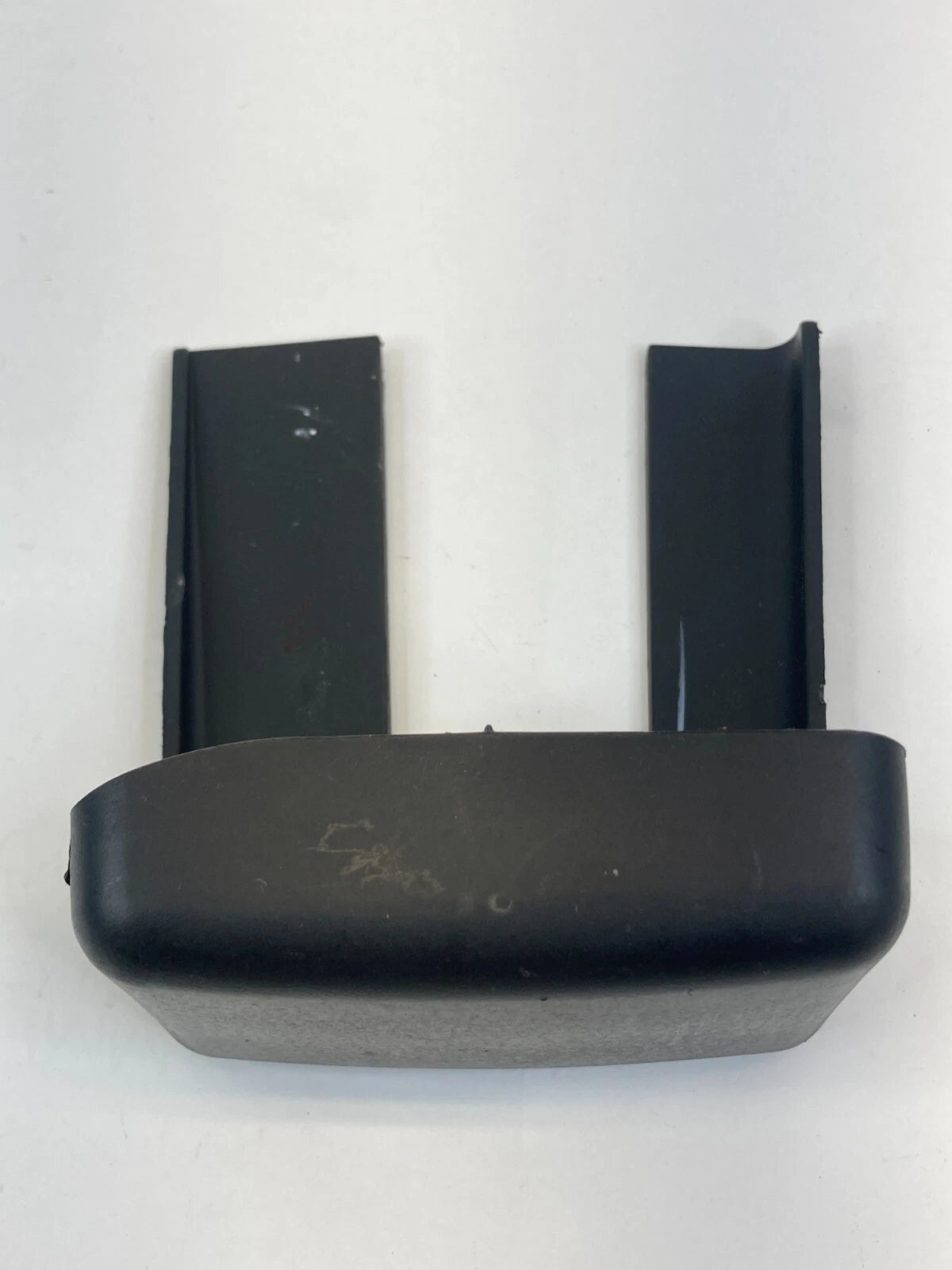06-12 FORD FUSION FRONT LEFT DRIVER SEAT OUTER FOOT COVER 6E53-54618D01-AA OEM