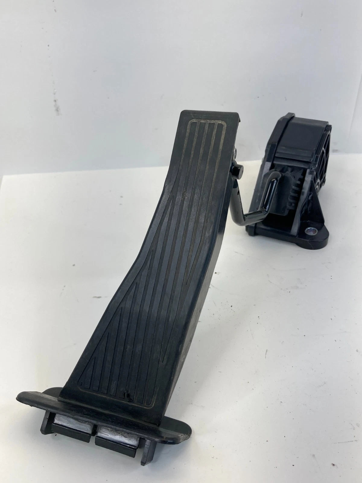 2006 2007 2008 HONDA CIVIC SEDAN A/T ACCELERATOR GAS PEDAL ASSEMBLY OEM