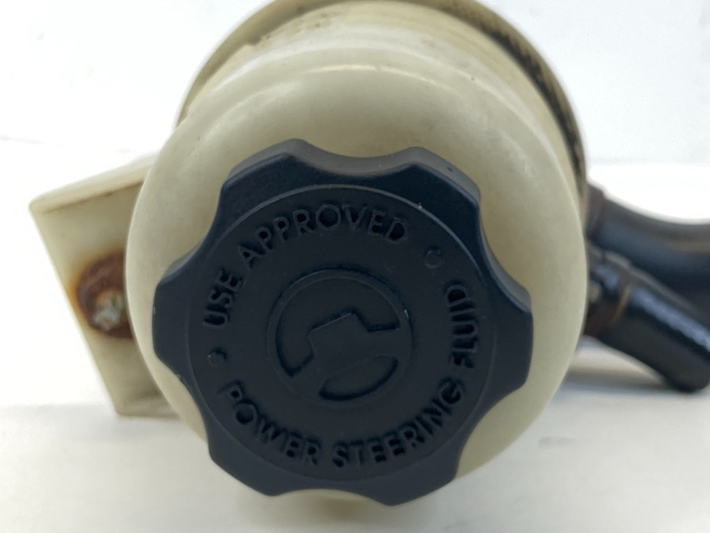 2011-2016 Town & Country Power Steering Fluid Reservoir Bottle Container OEM