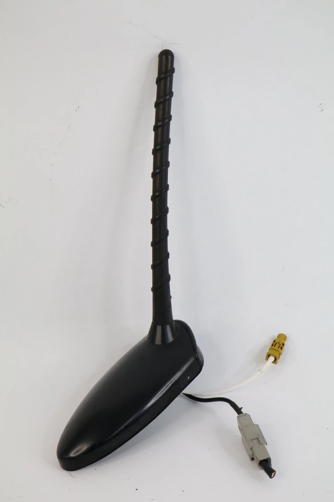 2010-2013 KIA SOUL ROOF MOUNTED RADIO ANTENNA BASE & MAST 96250-2K000 OEM