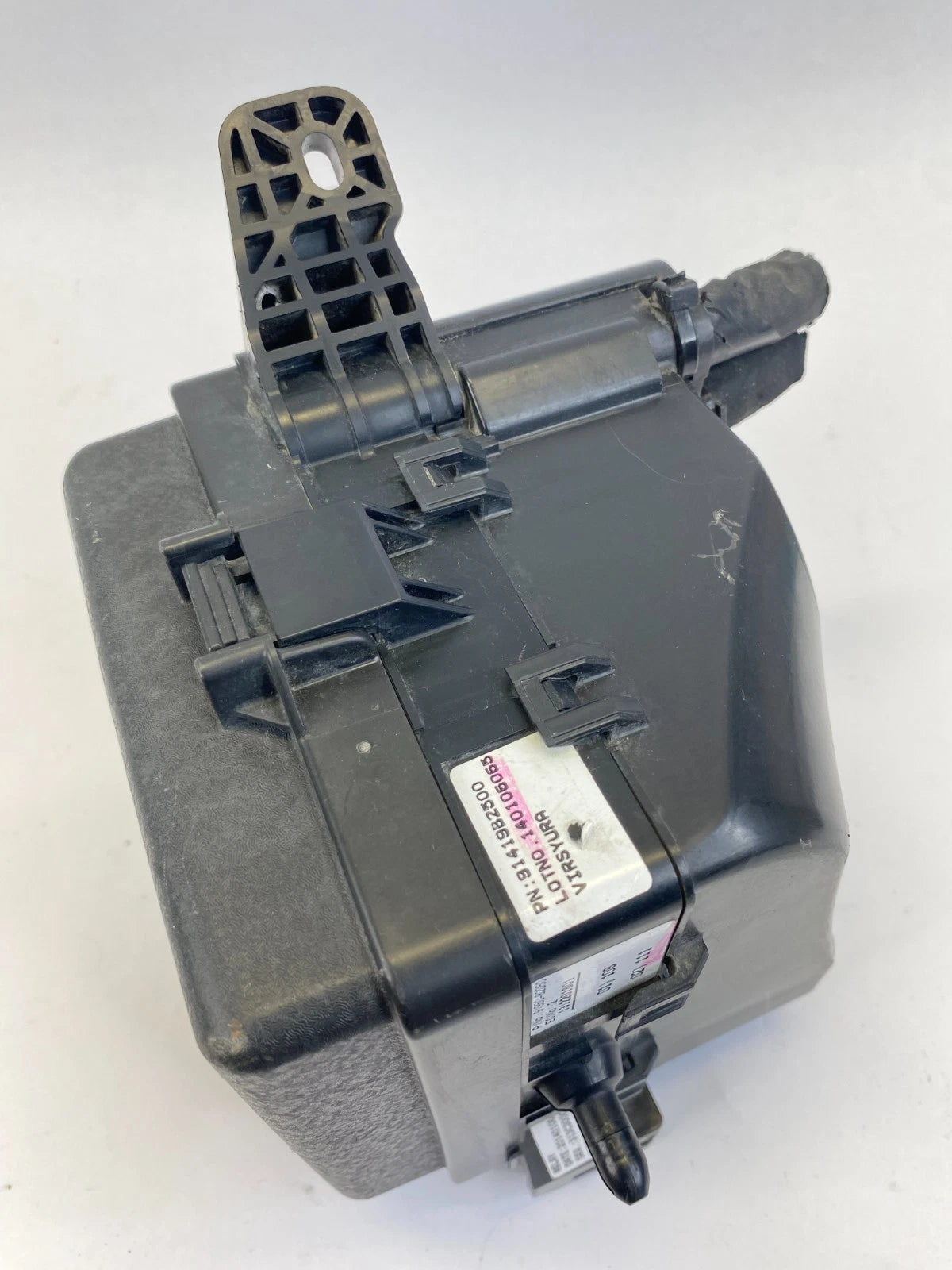 2014-2016 KIA SOUL 1.6L ENGINE FUSE BOX RELAY JUNCTION MODULE OEM 91950-B2050