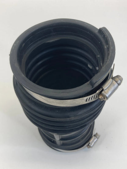 10-19 LINCOLN MKT 3.5L TURBO AT AIR CLEANER INTAKE HOSE DUCT AA53-9F805-AE OEM