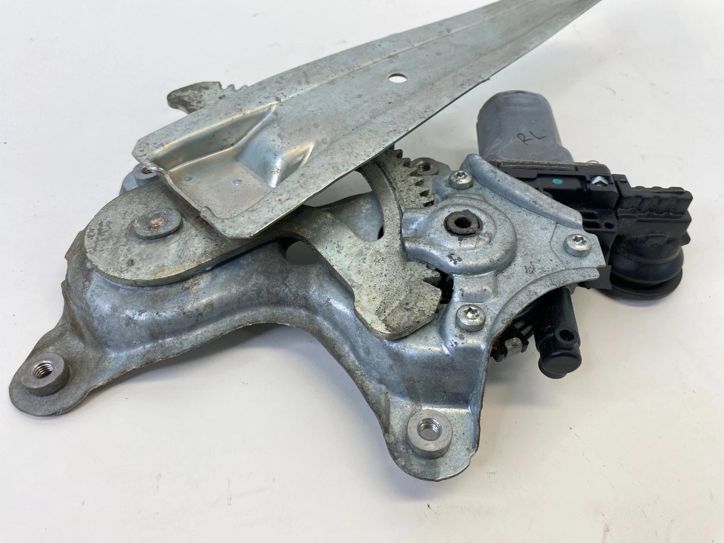 2007-2017 TOYOTA CAMRY REAR LEFT SIDE DOOR POWER WINDOW MOTOR 85710-AE010