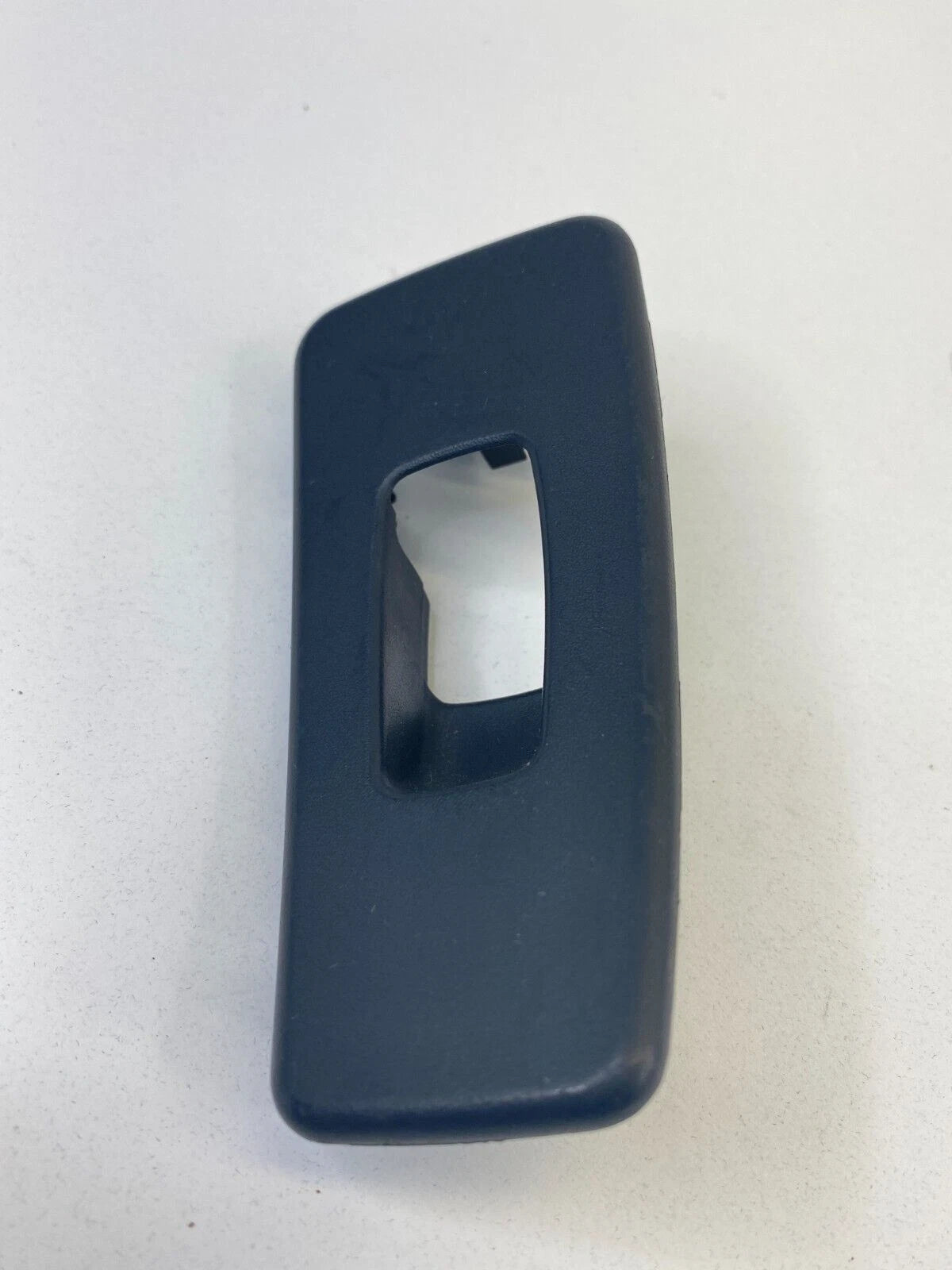 2004-2006 CHRYSLER PACIFICA REAR LEFT DOOR POWER WINDOW SWITCH TRIM BEZEL OEM