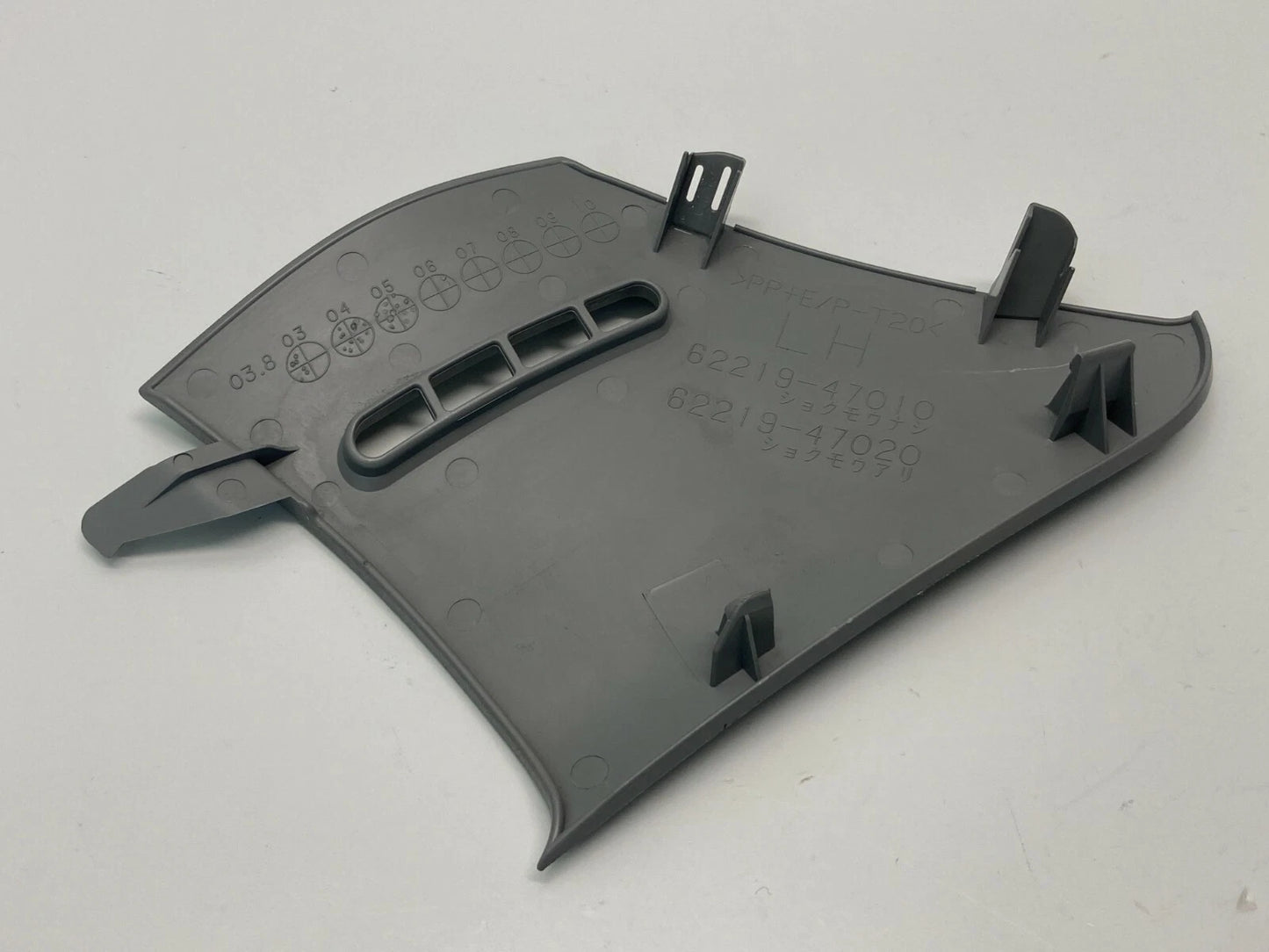 04-09 TOYOTA PRIUS FRONT LEFT DRIVER UPPER CORNER PILLAR TRIM 62219-47020 OEM