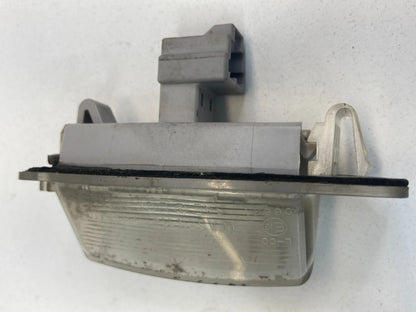 2007-2020 MITSUBISHI OUTLANDER REAR LICENSE LAMP PLATE LIGHT A046017 OEM