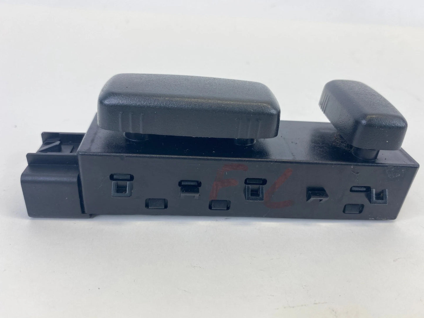 2008-2017 BUICK ENCLAVE FRONT LEFT POWER SEAT ADJUSTER SWITCH 12451497 OEM