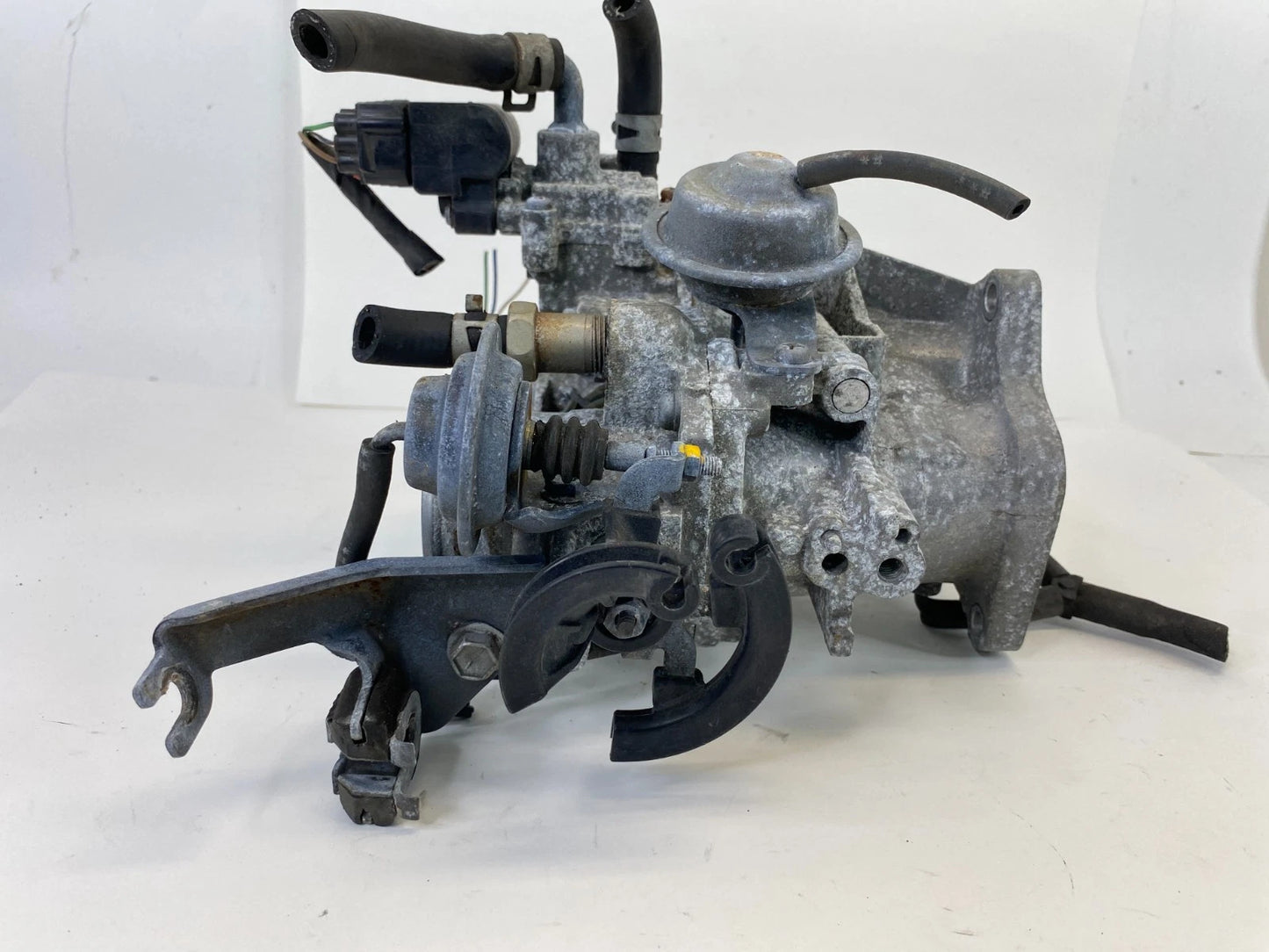 2000-2004 TOYOTA VALVE 3.0L THROTTLE BODY THROTTLE VALVE ASSY OEM