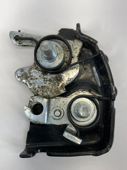 2009-2014 VW VOLKSWAGEN ROUTAN REAR RIGHT SLIDING DOOR HOLD OPEN LOCK LATCH OEM