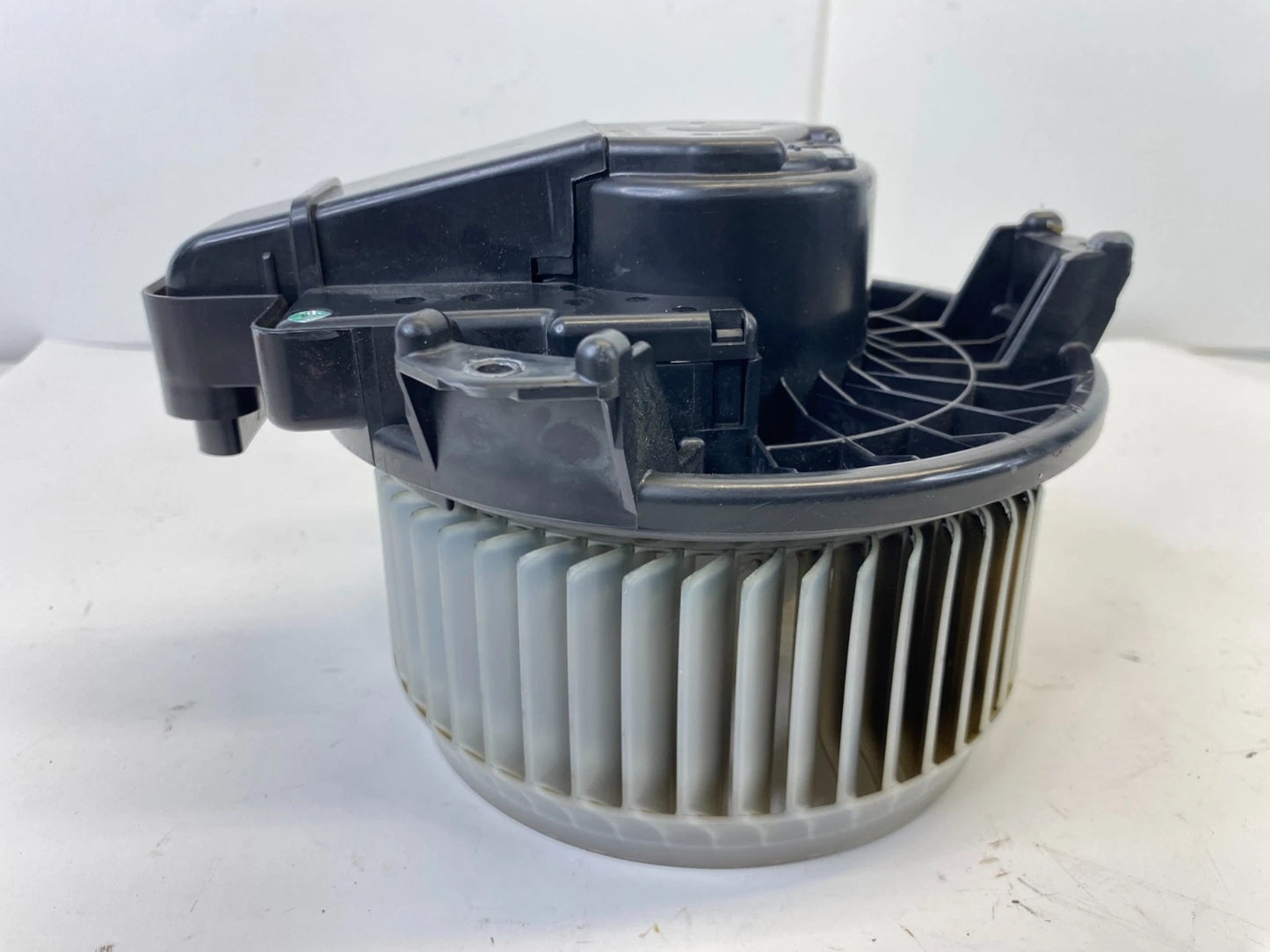 2014-2016 TOYOTA COROLLA BLOWER MOTOR HEATER AC FAN OEM FACTORY AY272700-8084