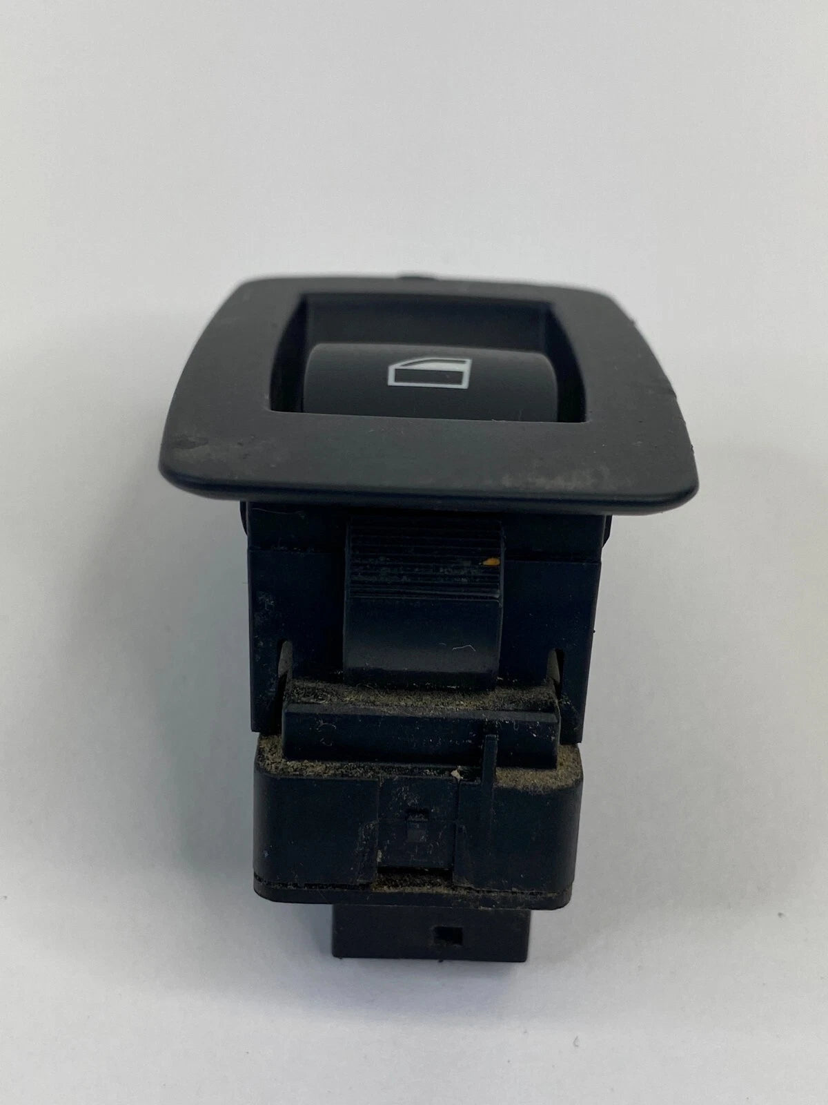 2008-2010 BMW 550I REAR LEFT BACK SIDE DOOR POWER WINDOW SWITCH BUTTON 9113773