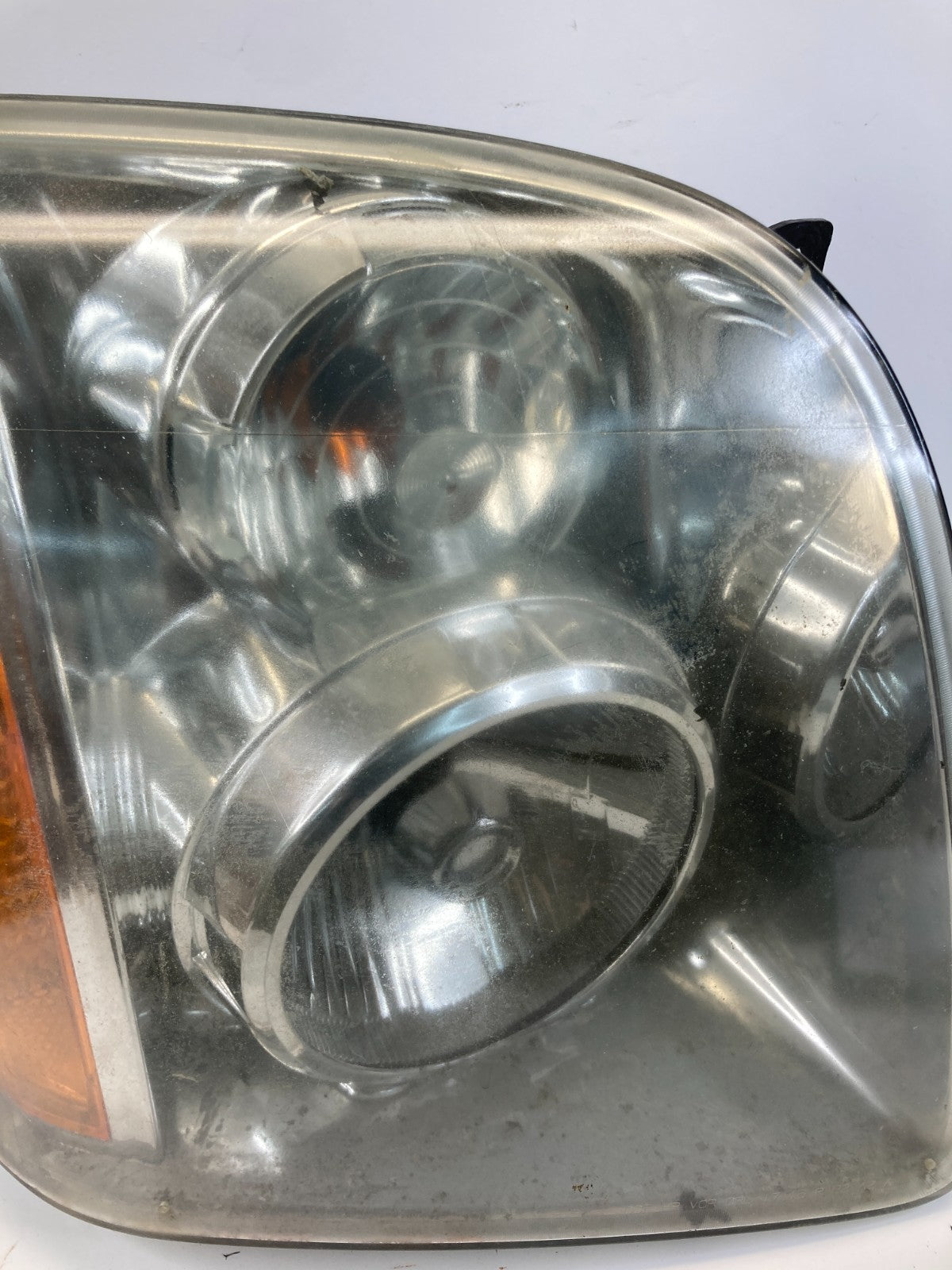 2007-2014 GMC Yukon Front Right Passenger Headlight Headlamp 16532814 OEM