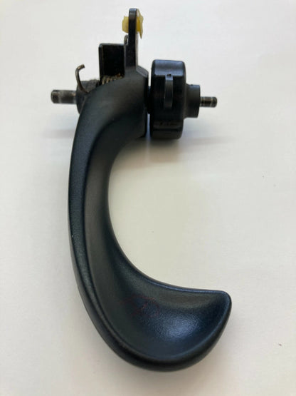 1997-2002 CHEVROLET MALIBU FRONT RIGHT PASSENGER INSIDE INNER DOOR HANDLE OEM