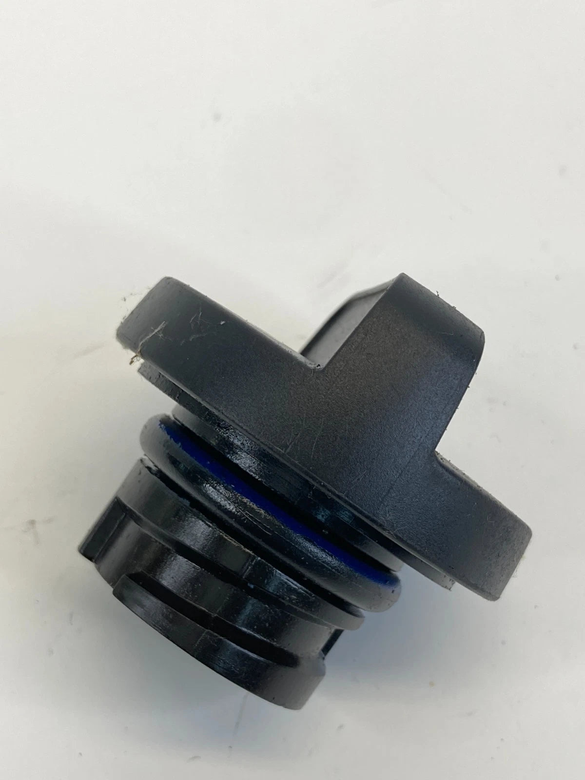 11 12 13 14 15 16 17 GMC TERRAIN 2.4L L4 A/T ENGINE OIL FILLER CAP TOP COVER OEM