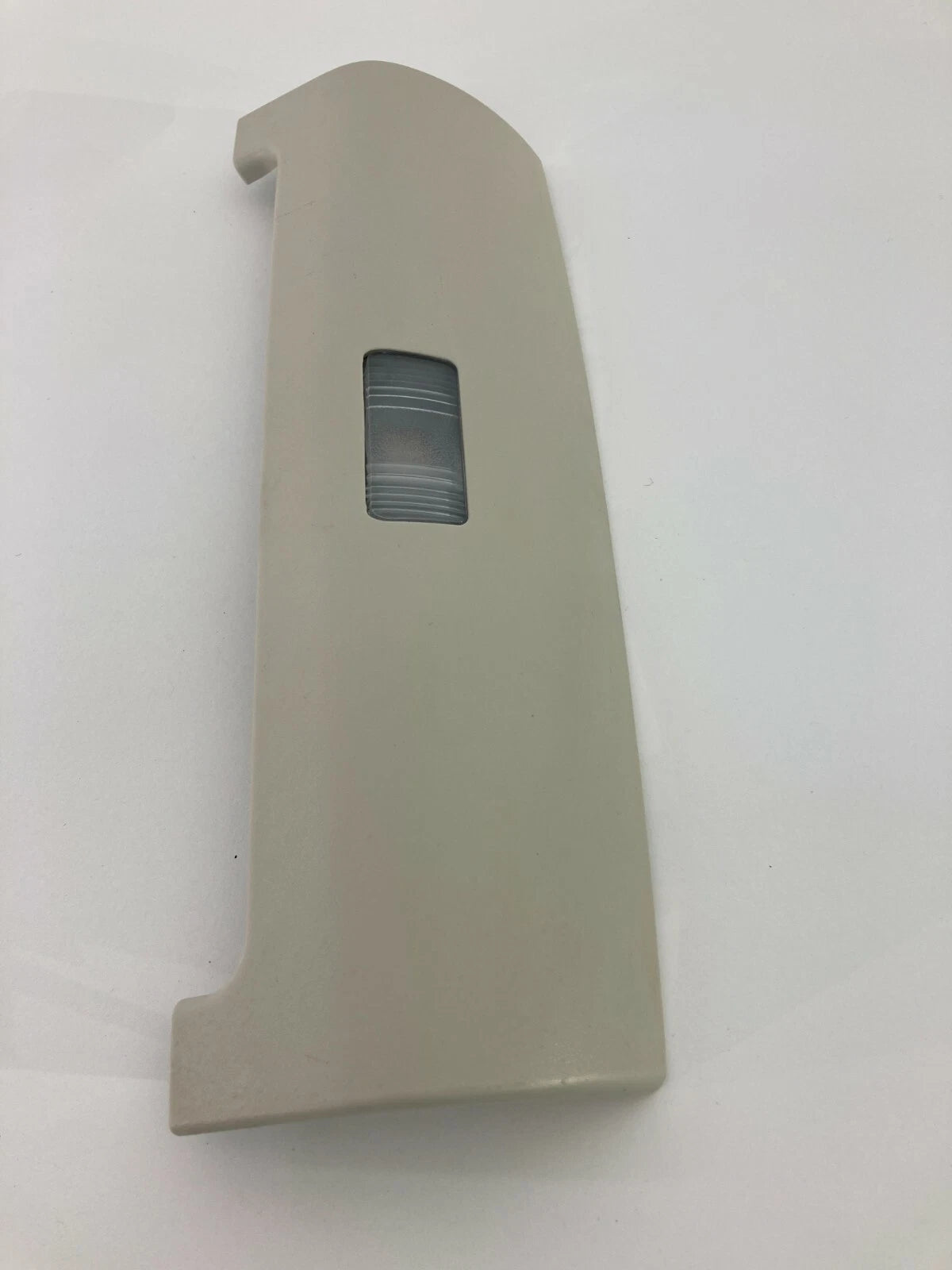 2009-2014 VOLKSWAGEN ROUTAN OVERHEAD ROOF DOME MAP LIGHT LAMP TRIM BEZEL COVER