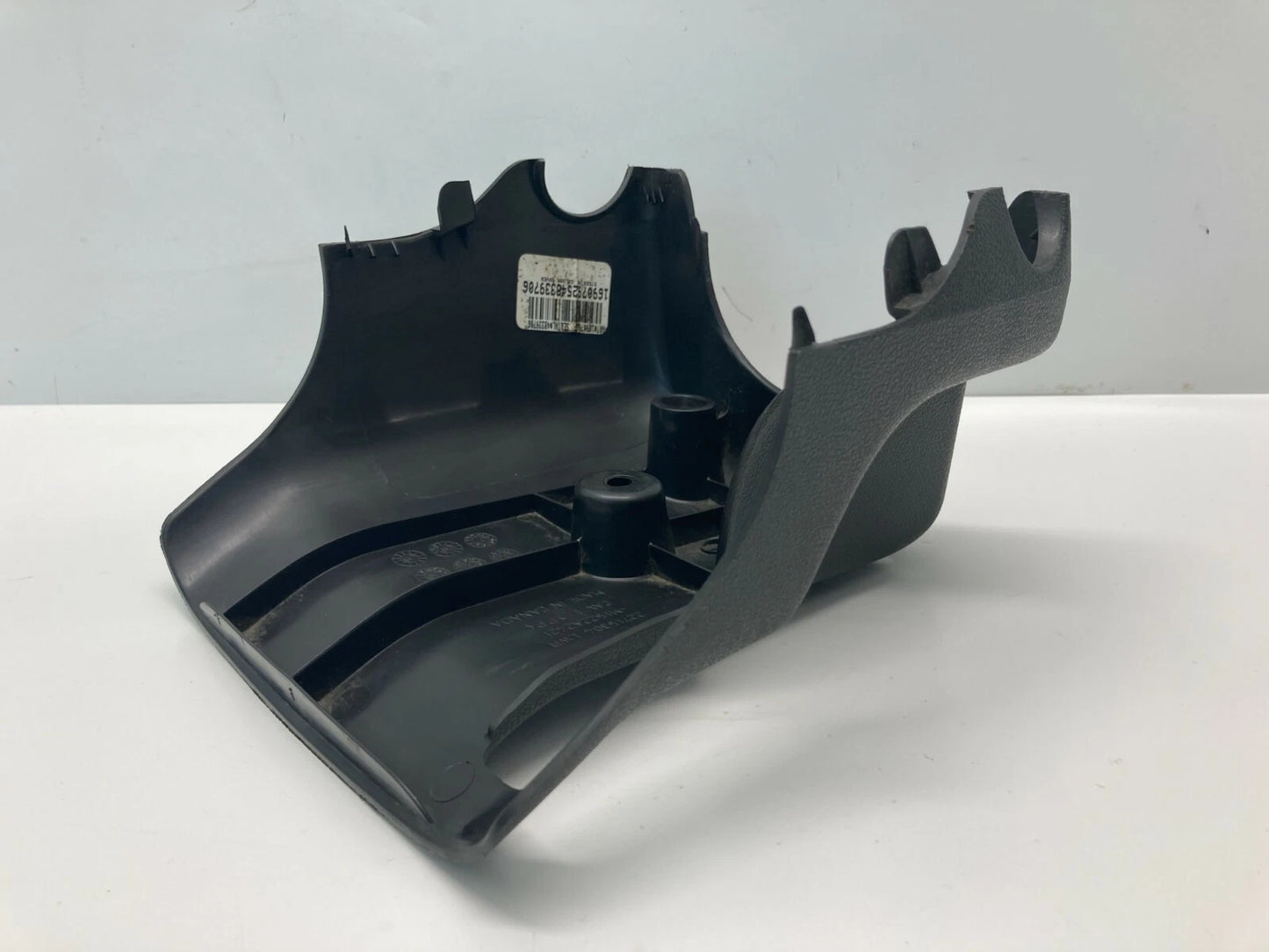 05 06 07 08 09 10 PONTIAC G6 LOWER STEERING COLUMN TRIM COVER 22715304 OEM