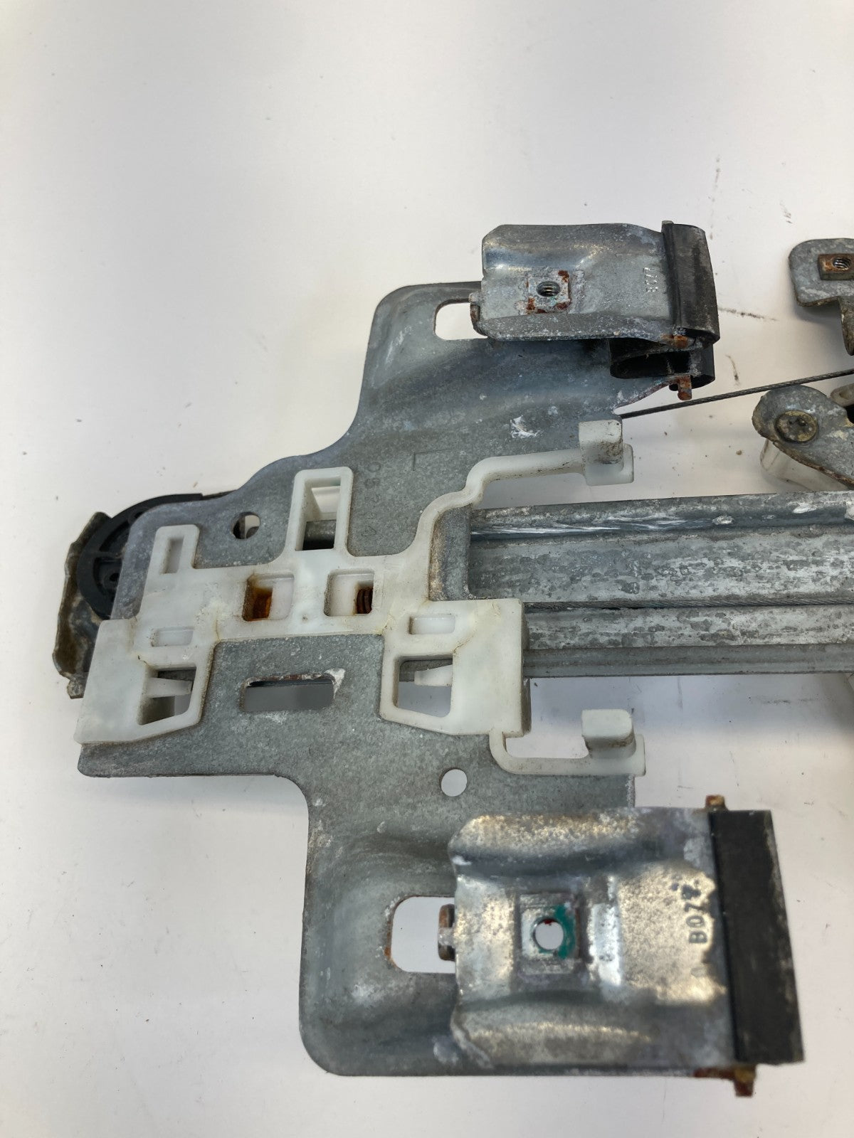 2005-2008 Dodge Magnum Rear Left Side Door Window Motor w/ Regulator OEM