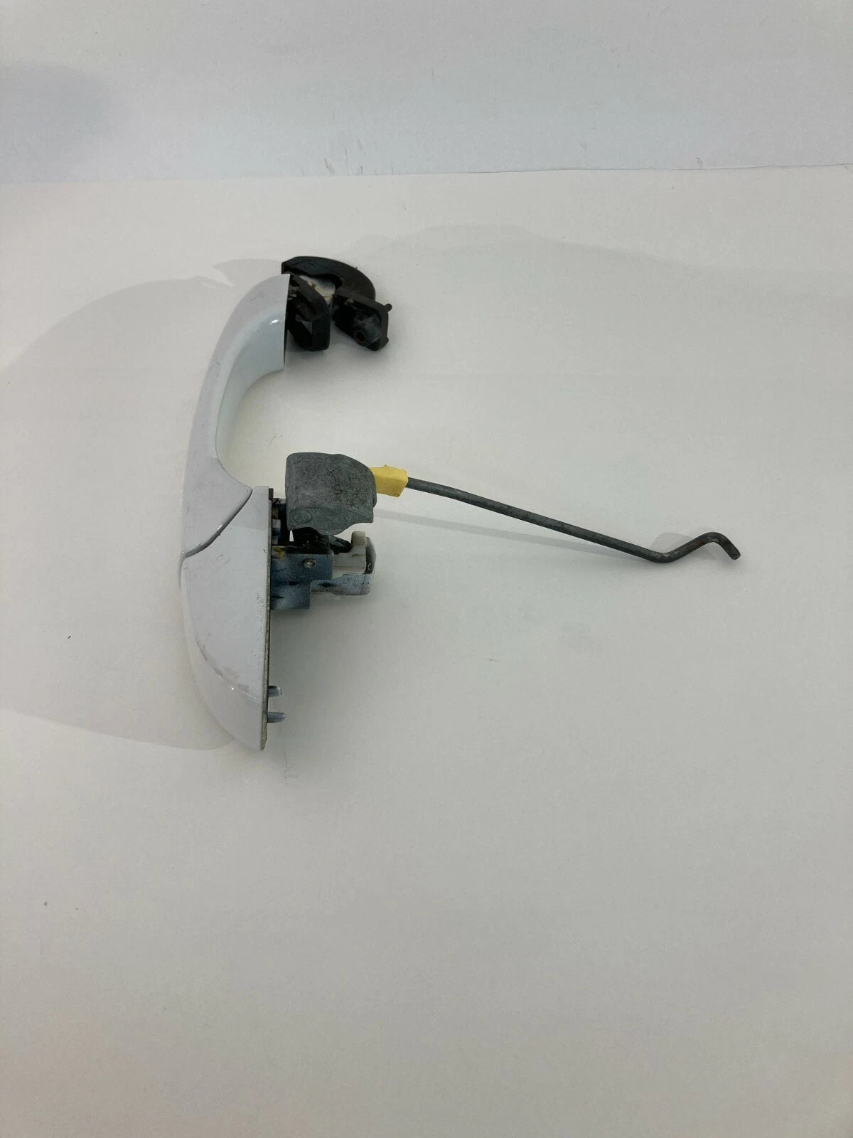 11-14 CHRYSLER 200 SEDAN REAR LEFT BACK EXTERIOR OUTER DOOR HANDLE WHITE RR LH