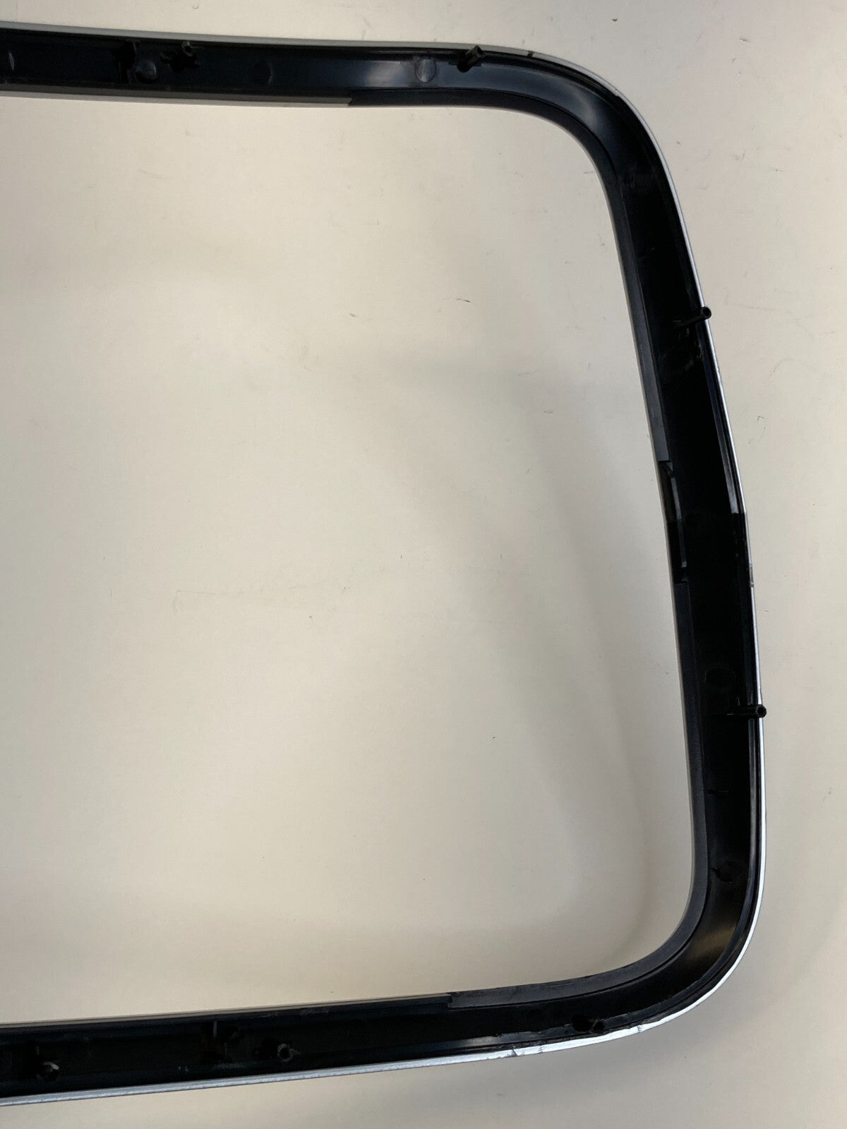 2007 2008 2009 Cadillac SRX Dash Center Radio Climate Control Bezel Trim OEM