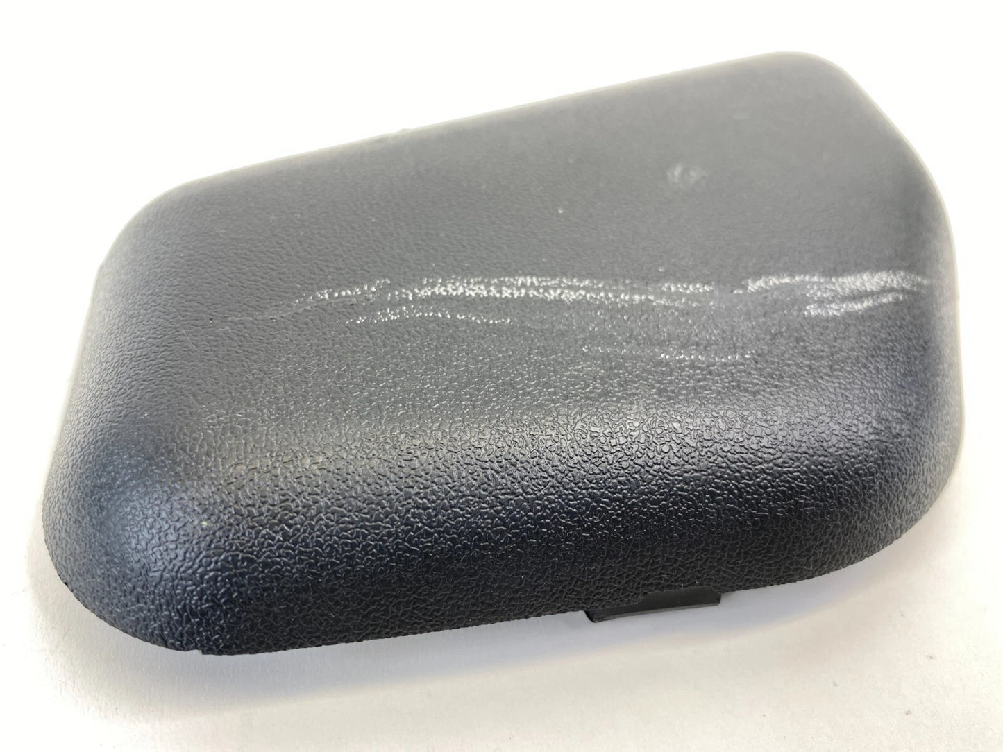 2003-2008 TOYOTA COROLLA RIGHT PASSENGER TRUNK LID COVER CAP LUGGAGE 58773-02050
