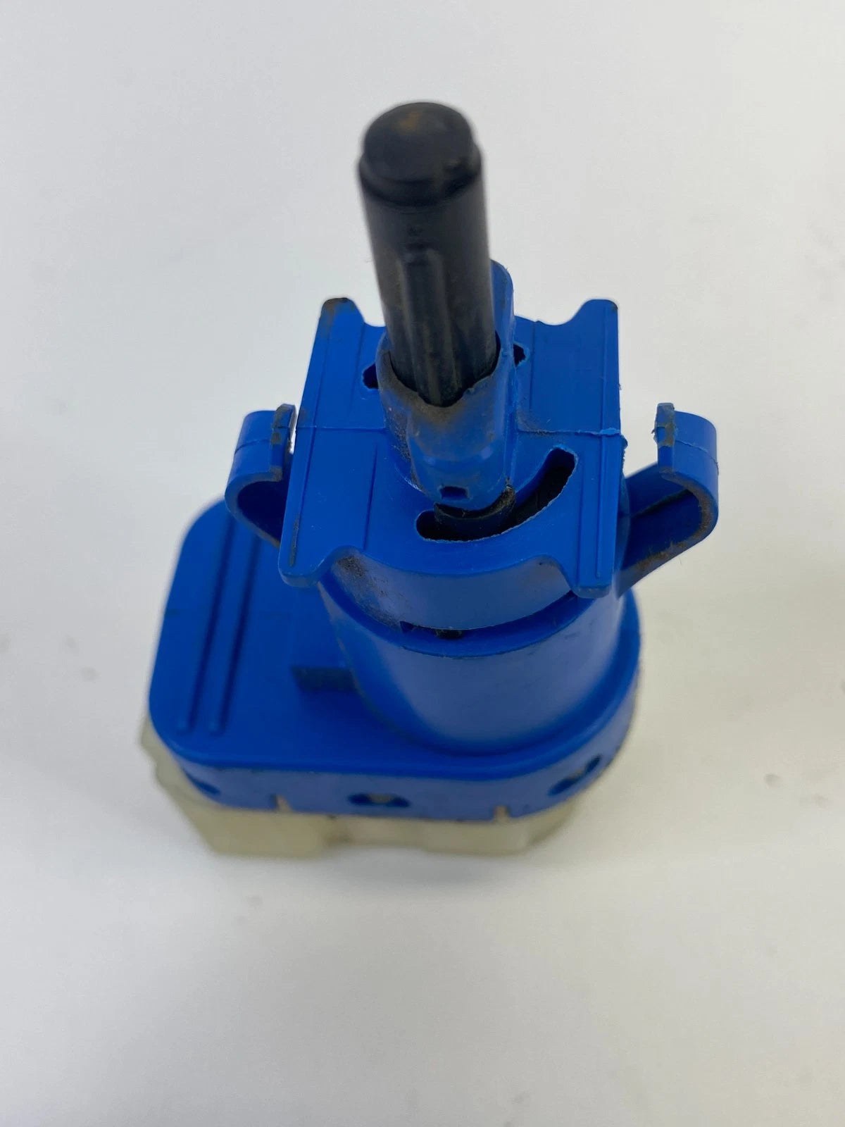 2015 2016 2017 Chrysler 200 Brake Pedal Stop Light Sensor Switch OEM