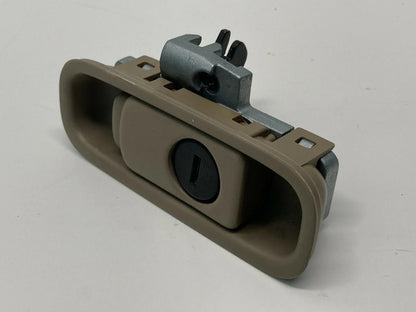 1998 1999 2000 2001 2002 HONDA ACCORD SEDAN GLOVE BOX LATCH LOCK HANDLE ASSY OEM