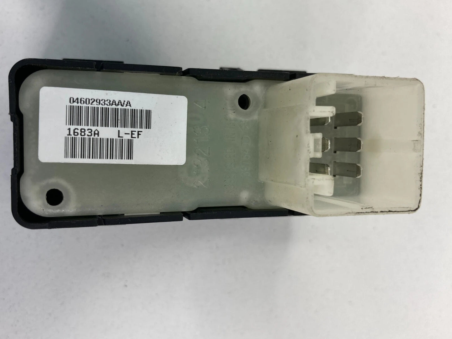 2009-2014 DODGE AVENGER REAR LEFT SIDE DOOR WINDOW CONTROL SWITCH 04602933AA OEM