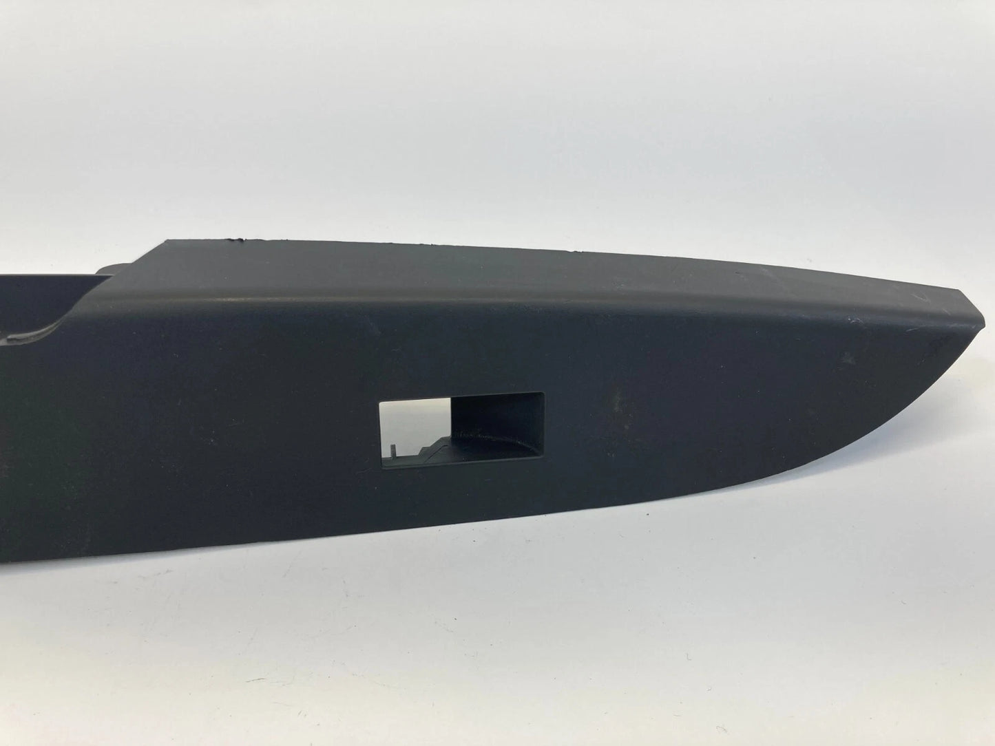 12-15 CHEVROLET CAPTIVA SPORT REAR RIGHT DOOR WINDOW SWITCH BEZEL OEM 201004048