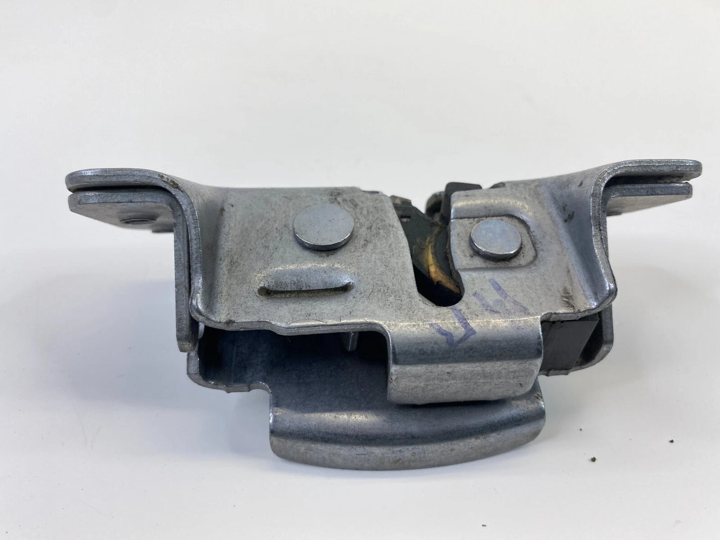 2009-2014 VOLKSWAGEN ROUTAN REAR RIGHT SLIDING DOOR LATCH LOCK CATCH OEM