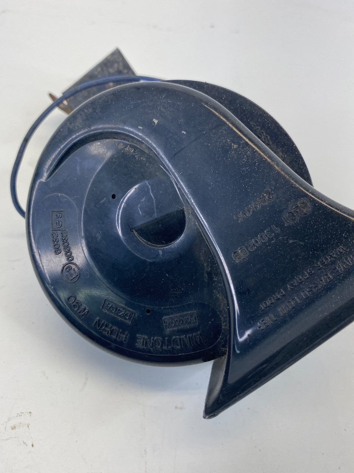 2001 02 03 04 05 06 2007 Ford Escape Low Horn Alarm Note Signal E9006032 OEM