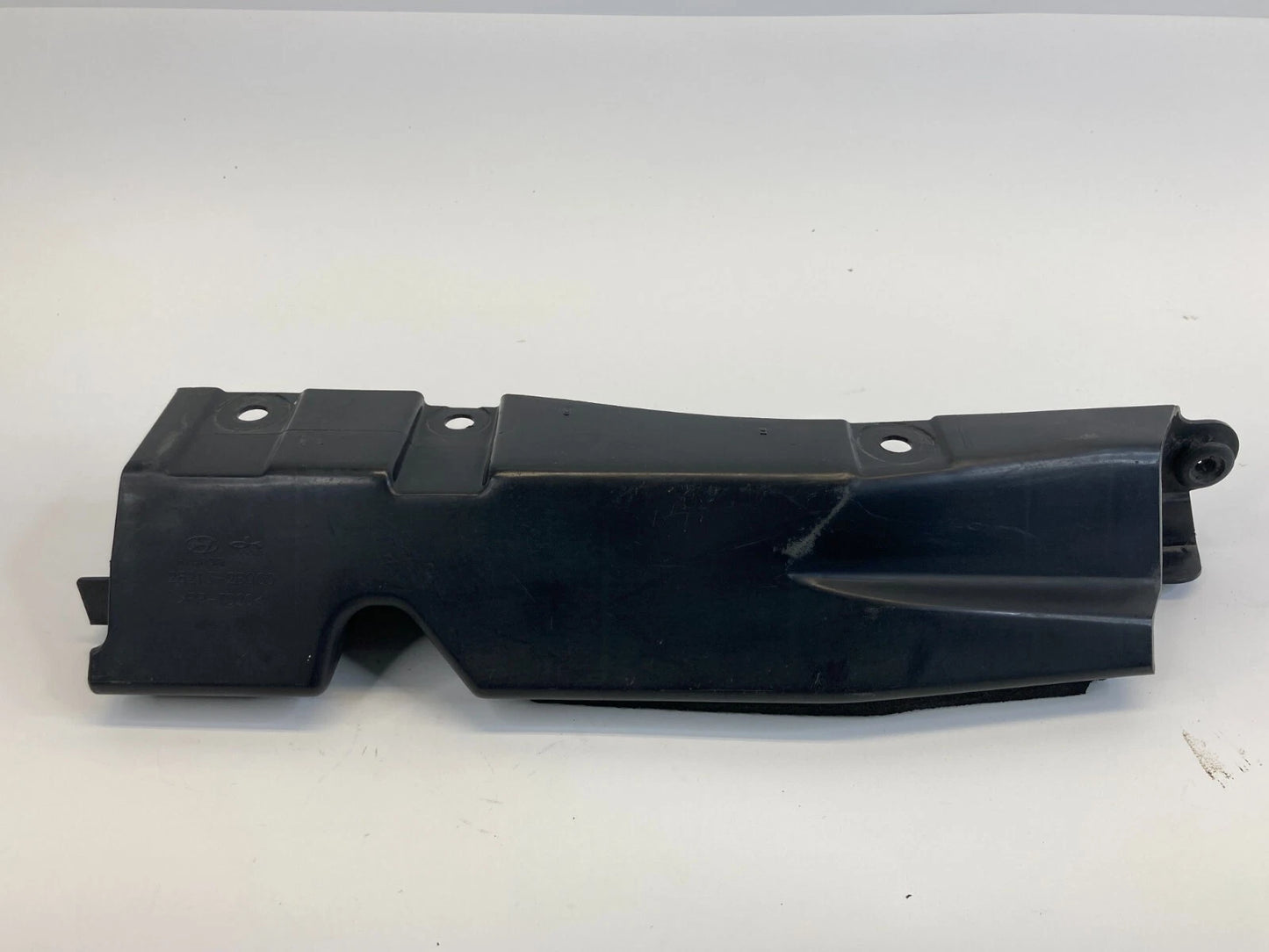 2007 2008 2009 HYUNDAI SANTA FE 3.3L AIR INTAKE SHIELD COVER 28213-2B000 OEM