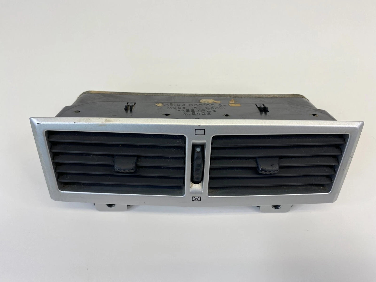 2004-2006 CHRYSLER FRONT CENTER DASH A/C DUAL AIR VENT GRILLE A1938300054 OEM
