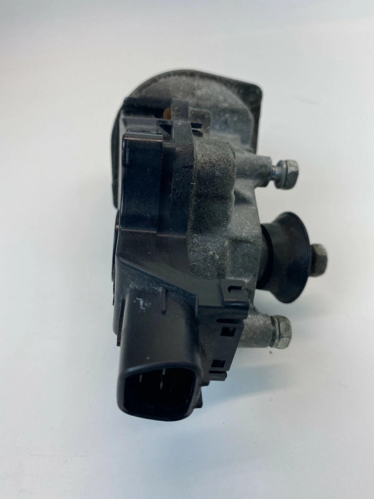 2002-2007 SUZUKI AERIO FRONT WINDSHIELD WIPER MOTOR ASSEMBLY 159200-5593 OEM