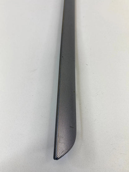 2005-2009 VOLKSWAGEN JETTA FRONT RIGHT PASSENGER DOOR TRIM MOLDING 1K4-867-440