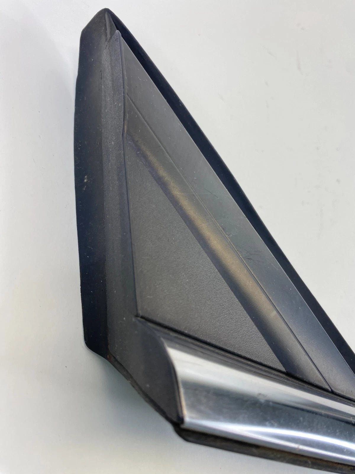 13-20 Ford Fusion Front Right Fender Corner Trim Mirror Cover Molding ES73F16004