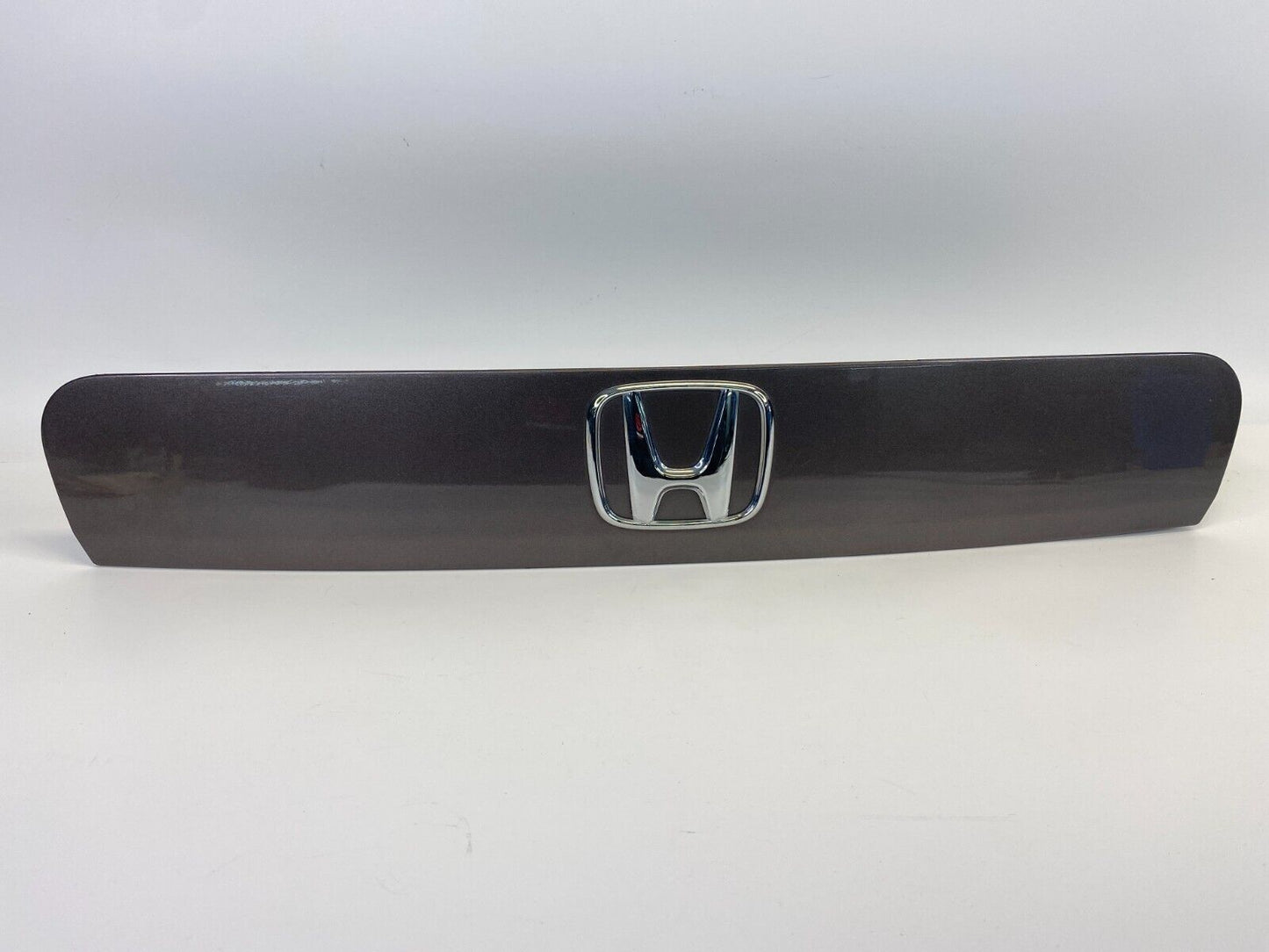 2012 2013 Honda Civic Sedan Rear Trunk Lid License Molding Garnish 74890-TR3 OEM