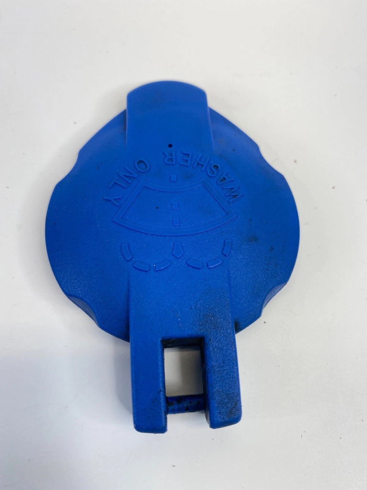 2009 2010 2011 KIA BORREGO WINDSHIELD WIPER WASHER RESERVOIR FLUID CAP OEM