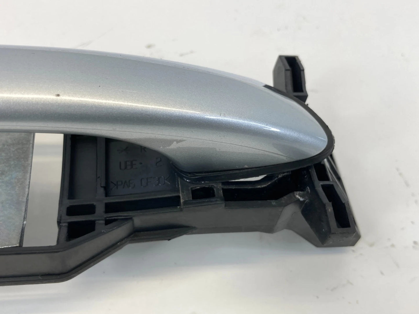 2006 MERCEDES-BENZ CLS500 CLS550 FRONT RIGHT PASSENGER EXTERIOR DOOR HANDLE OEM