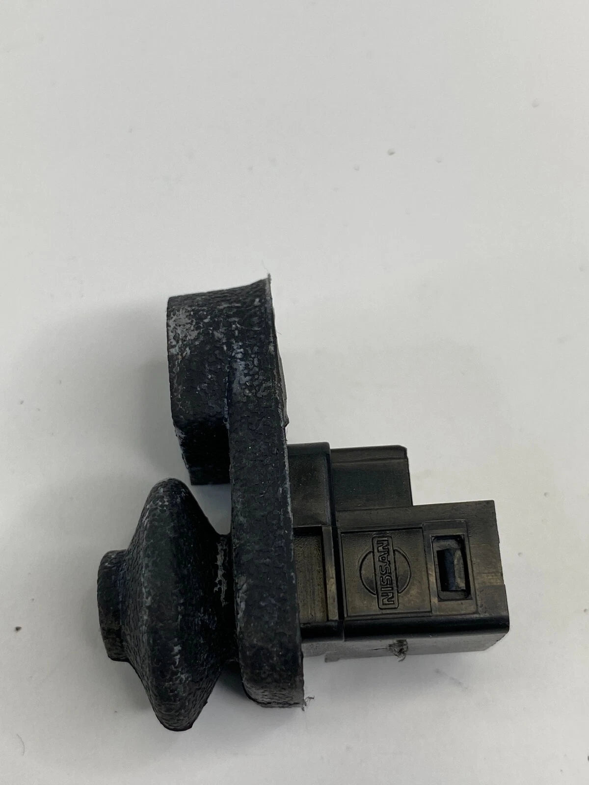 2000-2012 NISSAN SENTRA REAR RIGHT DOOR JAMB AJAR SWITCH SENSOR JAMB SWITCH OEM
