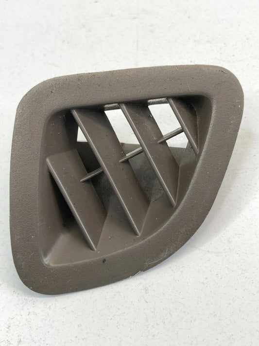 1994-1997 HONDA ACCORD SEDAN DASH RIGHT PASSENGER SIDE AC AIR VENT DEFROST 77471