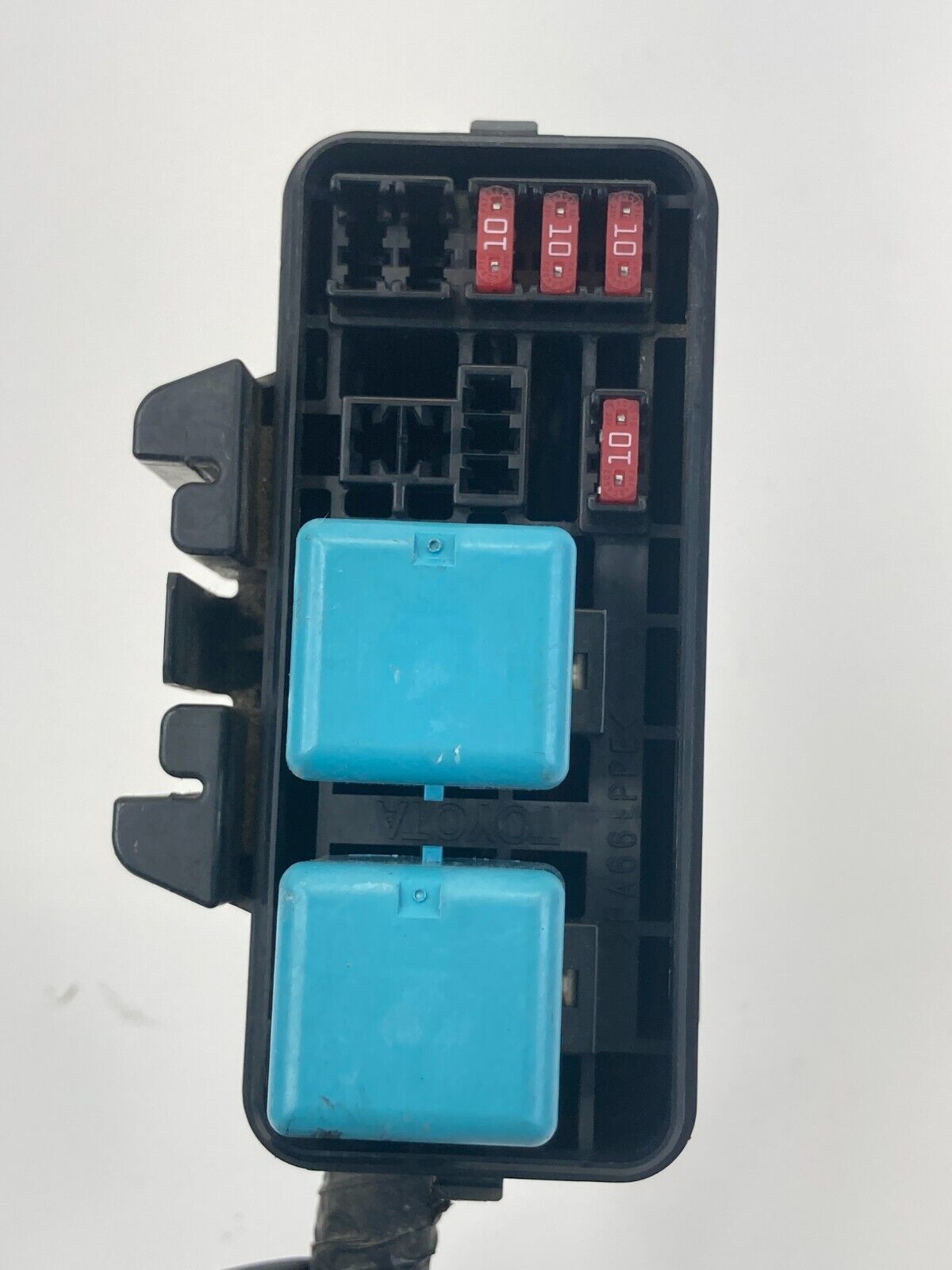 04 05 06 07 Toyota Highlander 3.3L Hybrid Engine Small Fuse Relay Block Box OEM